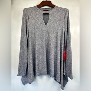 Jennifer Lopez Women's Gray Key‎ Hole Sweater Size XXL
